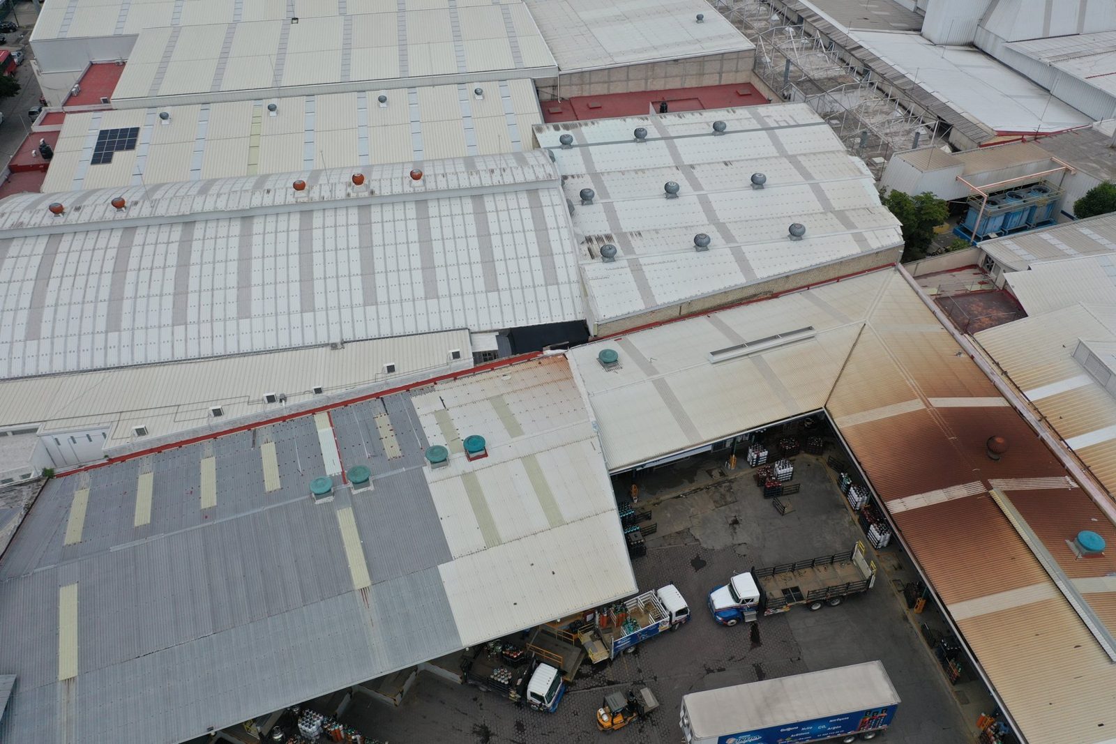 Levantamiento con dron de una nave industrial